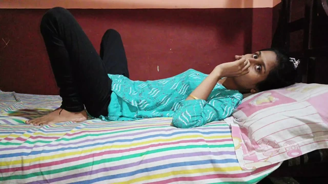 Hintli deshi köylü kız arkadaş otel odasında seks yapıyor