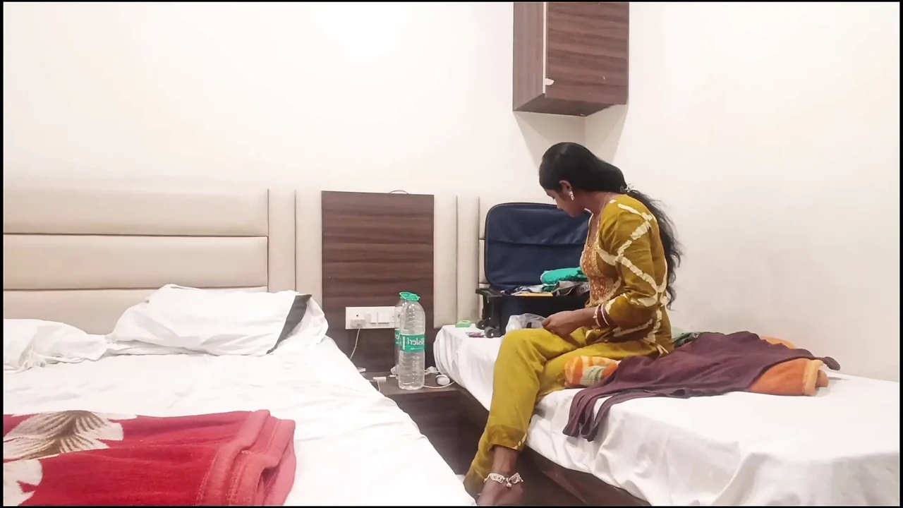 Desi Wife Fantasy Roleplay – Husband Wife Secret Stranger Game