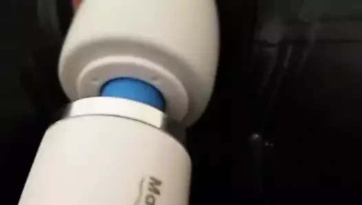 Lastikle bağlı ve alaylı...