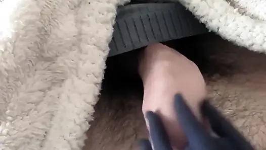 Yarak kafalı vibratörle orgazm