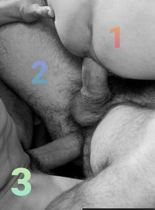 Komşu haftada iki kez oynamaya geliyor