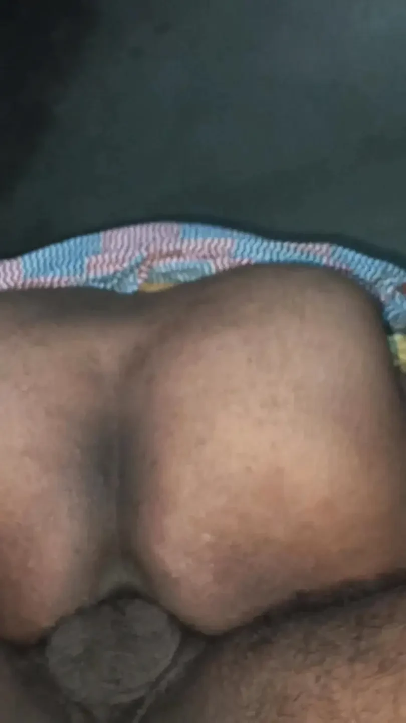 Dacă doriți, de asemenea, să facă sex cu mătușa ta soră, atunci cu siguranță urmăriți acest videoclip.