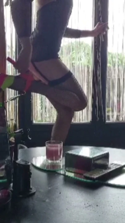 Polis üniformalı Fransız travesti, boşalma 25:17, Vanessabitchx Parischiennetrvprod