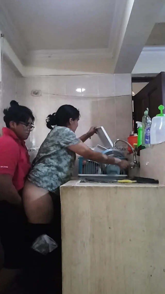 Mutfakta seksi latin seks
