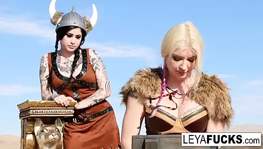 Leya the viking kıçına bir altın kupa alır