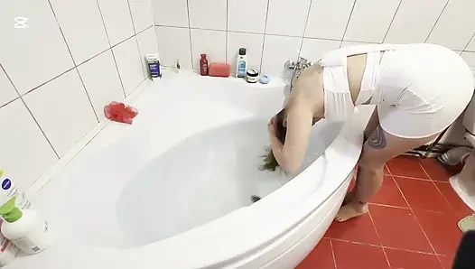 Nefes tutma su altında ve saç yıkama