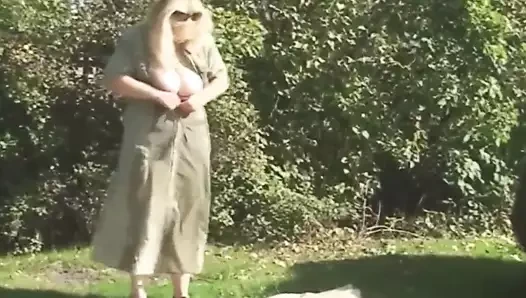 Oral seks sevimli sluts sıcak yutmak web kamerası mastürbasyon yapmak