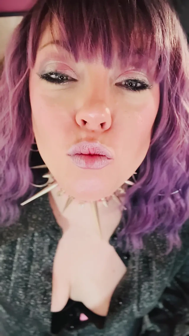 All Dangles From You Smoking Queen, Tina Snua! Close Up With Lots Of Smoke!