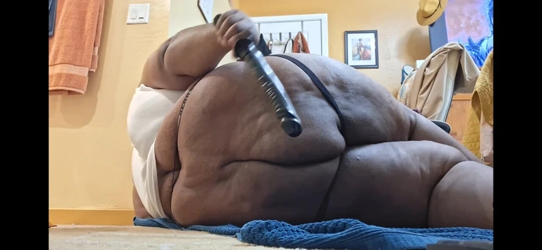 Büyük sopayla inliyor ve mızmızlanıyor bölüm 1