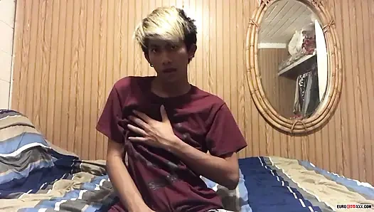 Çok güzel xander büyük bir dağınıklık fışkırtıyor