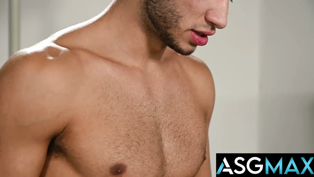 Yan kapı stüdyoları - jock grayson cole'un büyük yarağı götten sikişte hunk Vincent Grey ile tanışıyor