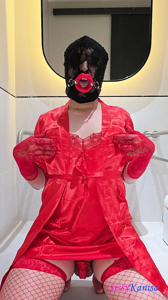 Kadın kılıklı kanisa kırmızı bölüm 2 umumi tuvalette döl ye