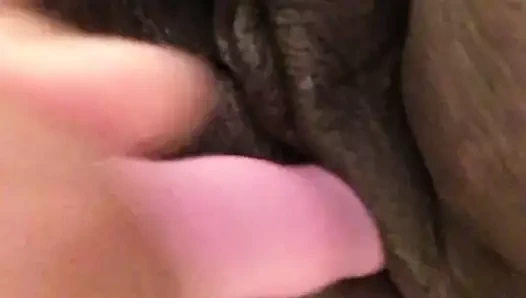 Ben gelene kadar ıslak amımla oynuyorum