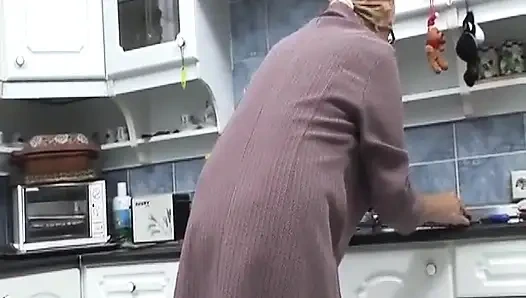 Şişman nine benim için