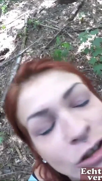 Oral seks süre sürüş araba itibaren Alman amatör genç sürtük | Klip 2