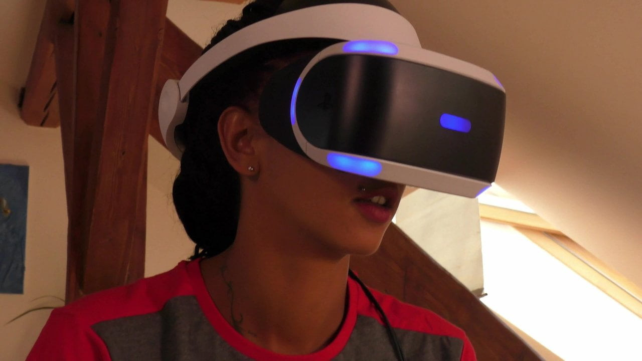 Isabel'in playstation vr'sinde yeni bir oyunu var ama onun..