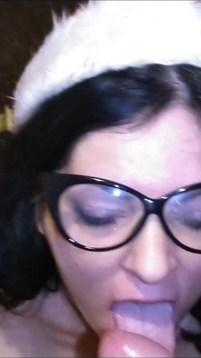 Sadece gırtlaklarını kullan ve yüzlerine boşal