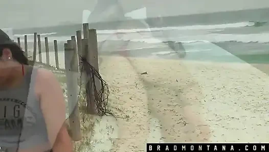 Genç büyük poponun kıçına