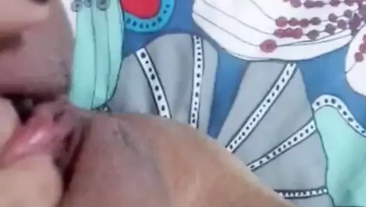 Amatör çift Mastürbasyon kedi yalama ve kahrolası