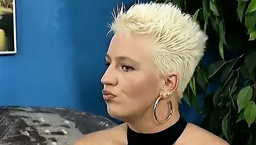 Sarışın Alman orta yaşlı seksi sürtük ile program