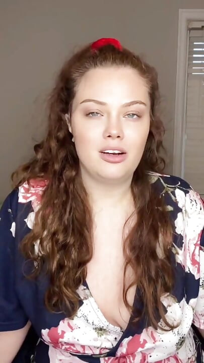 Üvey anne orta yaşlı seksi kadın derlemesi
