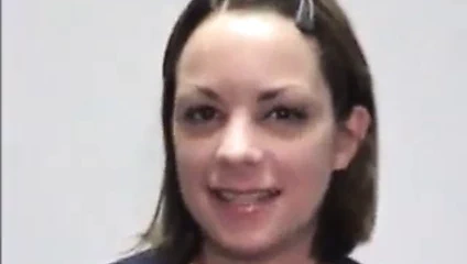 Sba acıya değmez kızlar!