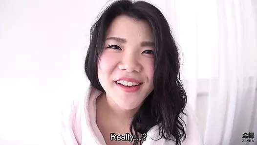 Solgun ve düzgün vücutlu Japon amatör vücut ölçüleri ve seks