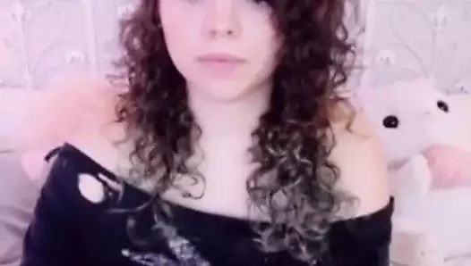 sevimli kız gösteren KEDİ 19