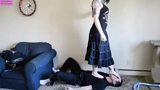 Tsm - kehribar beni eziyor ve üzerime atlıyor ve taşaklarımı patlatıyor