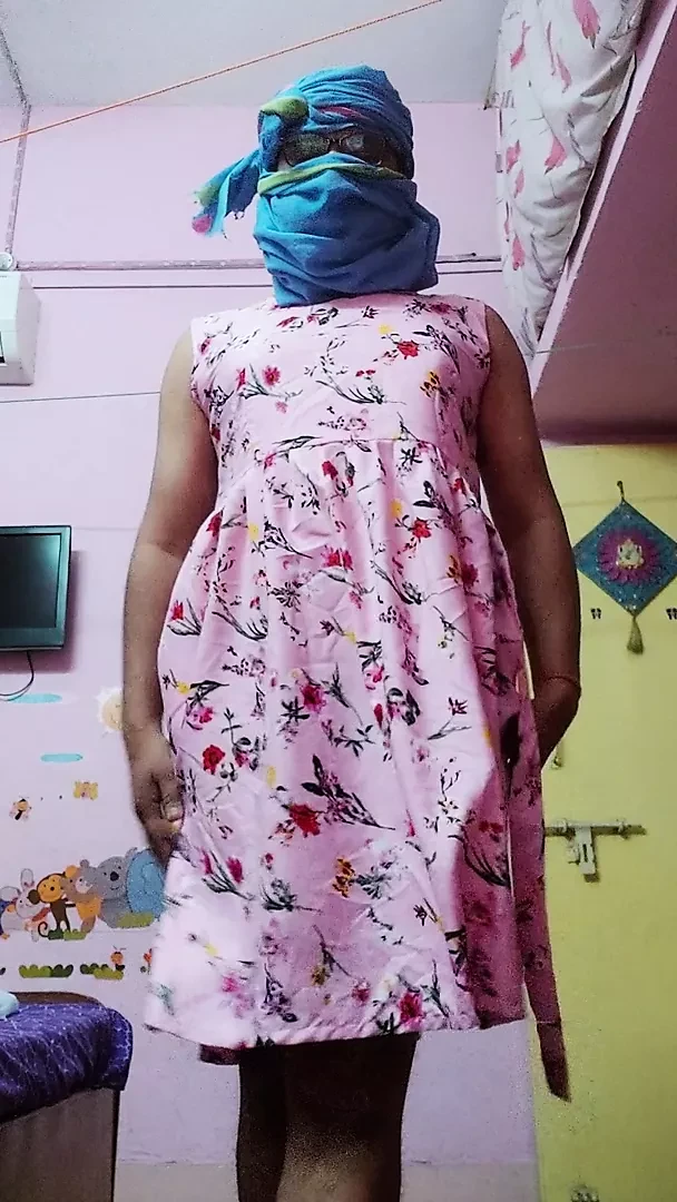 У индийского шмеля дези большая задница