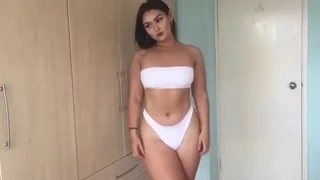 Laura o. pawg bikini deneyin - fap edit