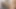 Üvey babamın evin avlusunda küçük üvey kız kardeşimi sikmek için orada olmaması gerçeğinden faydalanıyorum