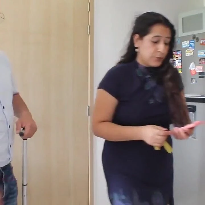 Sürtük üvey annem ile airbnb kiraliyorum