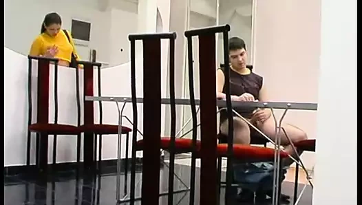 Sau mit geilen Eutern ist sexgeil und wird besamtT