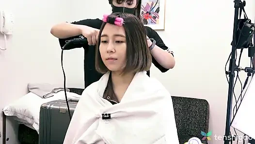 Kurumi Aoyama sahne arkası