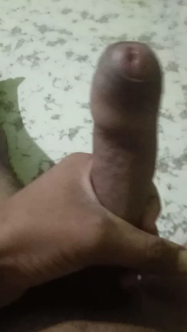 Hintli erkekler tarafından büyük yarak boşalması