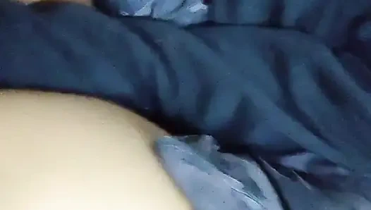 Mera bhateje ka ling mere se bada hai dekhane k bahane usski gand bhi maar li