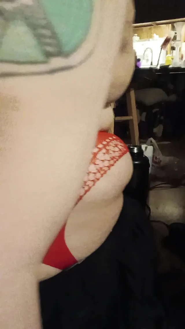 Playtime after daddy unloaded in me
