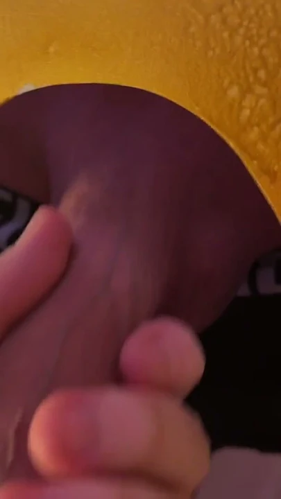 Sünnetli Yarak Gloryhole Boşalma Kahvesi | Klip 1