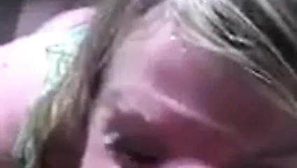 İngiliz sürtük gets sikme ve yüz