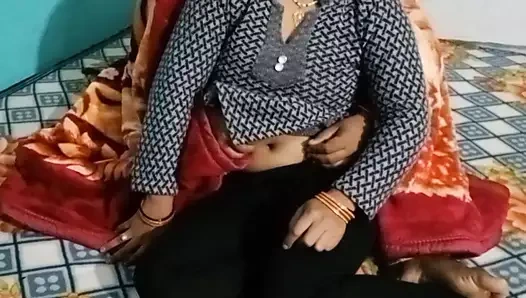 Teyzenin göğüsleri çok güzel.