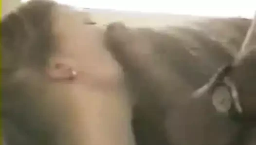 Güzel oral seks kız berbat büyük horoz