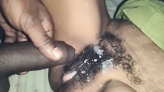 Hintli köylü karı koca sikişiyor