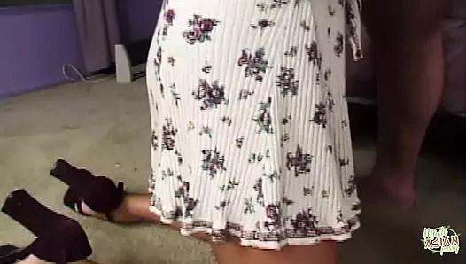 Bu kaltağı sikmek istediğini söyledi ve kadın anında azdı