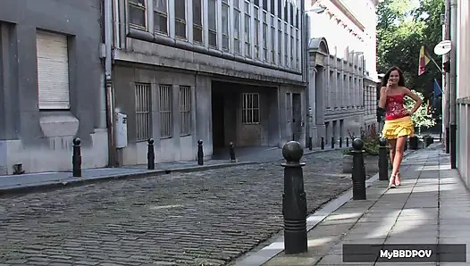 Cep büyüklüğünde starlet lauryn kendi göt deliğine yumruk sokabilir