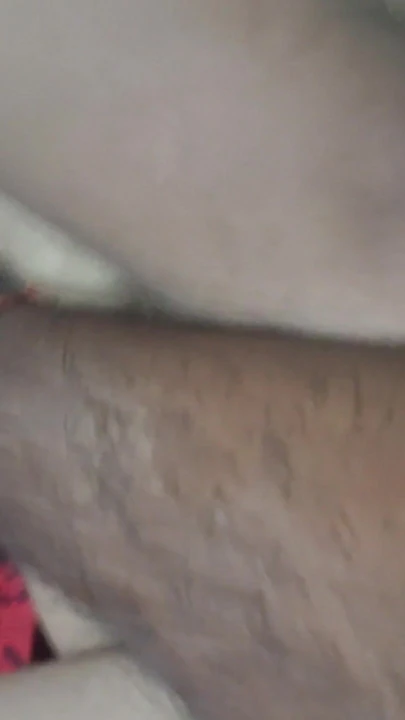 Сногсшибательный момент от "Молодую сводную сестру трахнул младший сводный брат"