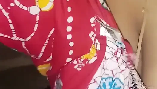 Beautiful Tamil Aunty Lets Husband Videotape Her Private Parts