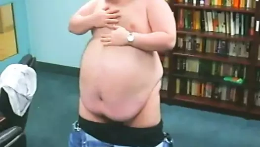 Gordito en la oficina 2