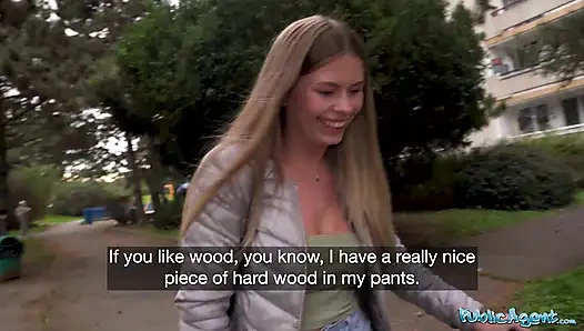 Bu kız kaybolmuş görünüyordu - kamu görevlisi