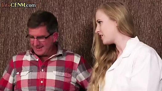 Medical femdoms darbe altında bu çok sapıkça cfnm grup sahne